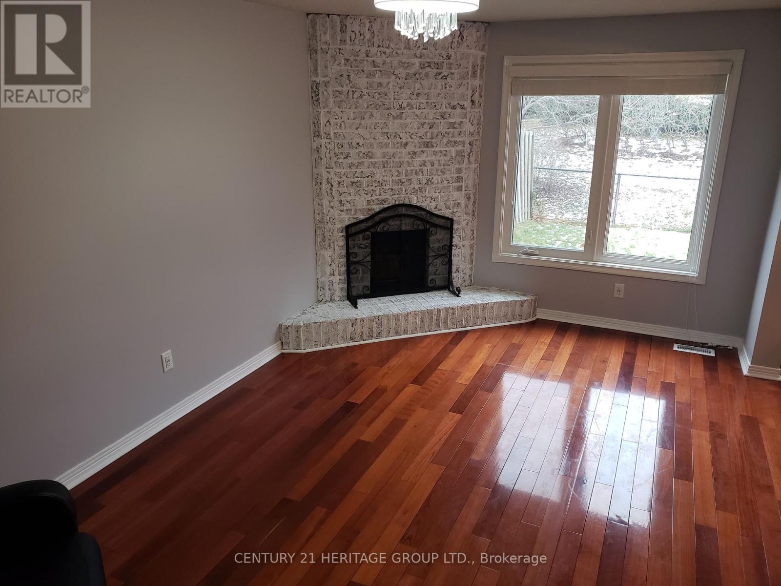 100 Nanport Street, Brampton, Ontario  L6S 4A9 - Photo 5 - W12092779
