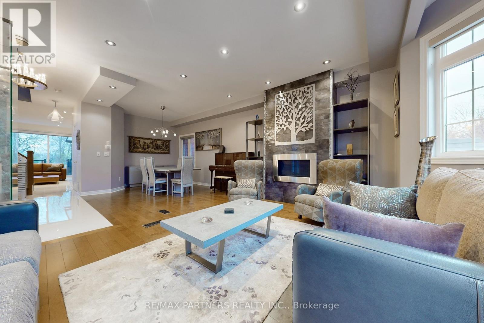 Property at 25 CRISPIN COURT image 5