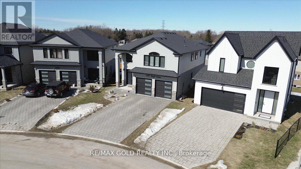 Property at 2880 DOYLE DRIVE image 3