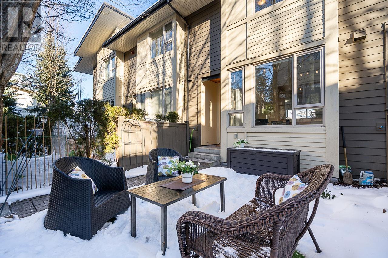 Listing Picture 23 of 32 : 84 9229 UNIVERSITY CRESCENT, Burnaby / 本拿比 - 魯藝地產 Yvonne Lu Group - MLS Medallion Club Member