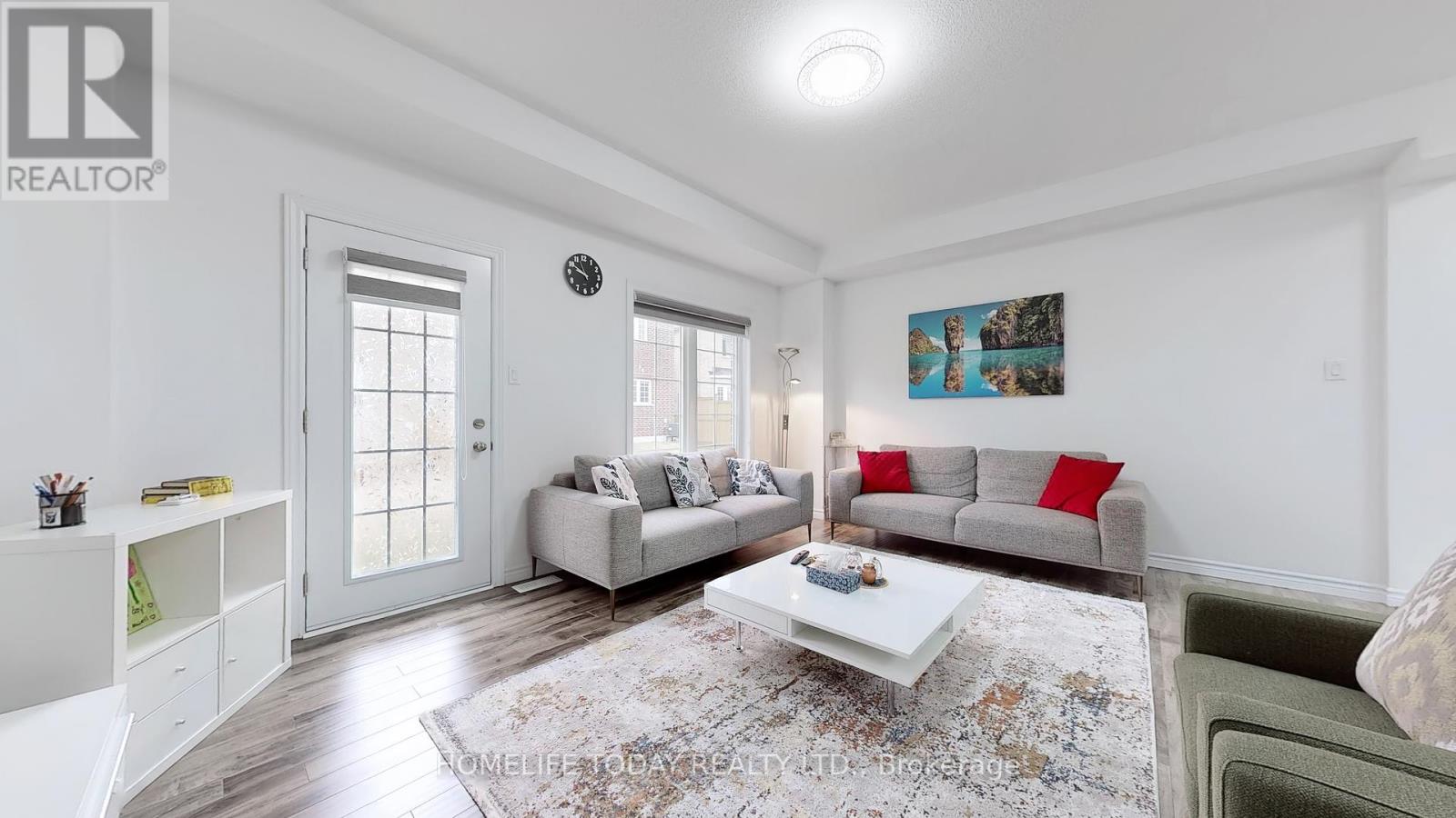 Property at 13 ELSEGOOD DRIVE image 5