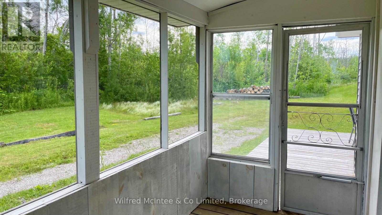 498 Bruce Road 13 Road, Native Leased Lands, Ontario  N0H 2L0 - Photo 16 - X12092821