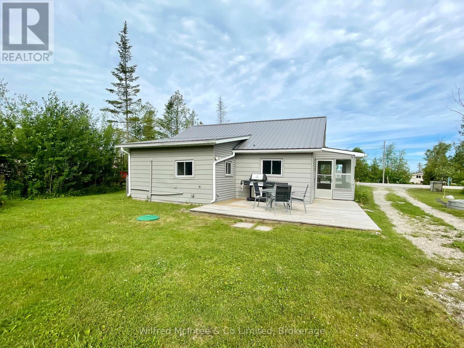 498 Bruce Road 13 Road, Native Leased Lands, Ontario  N0H 2L0 - Photo 4 - X12092821