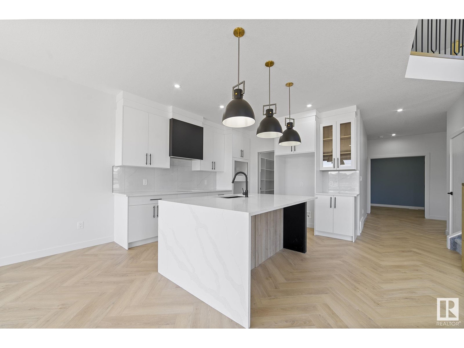 Property at 1365 SISKIN WD NW image 5