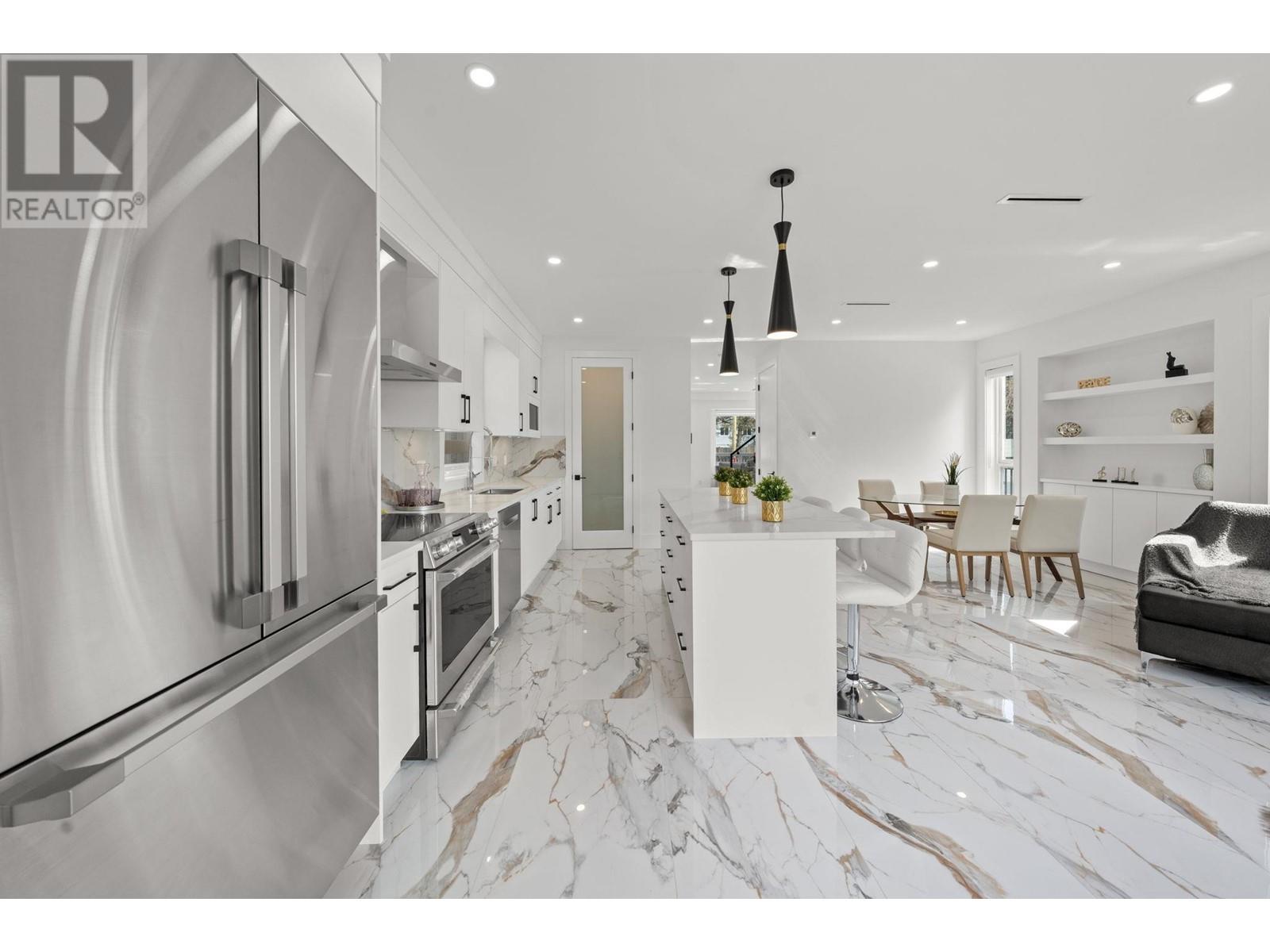 Listing Picture 8 of 27 : 10659 NO. 1 ROAD, Richmond / 烈治文 - 魯藝地產 Yvonne Lu Group - MLS Medallion Club Member