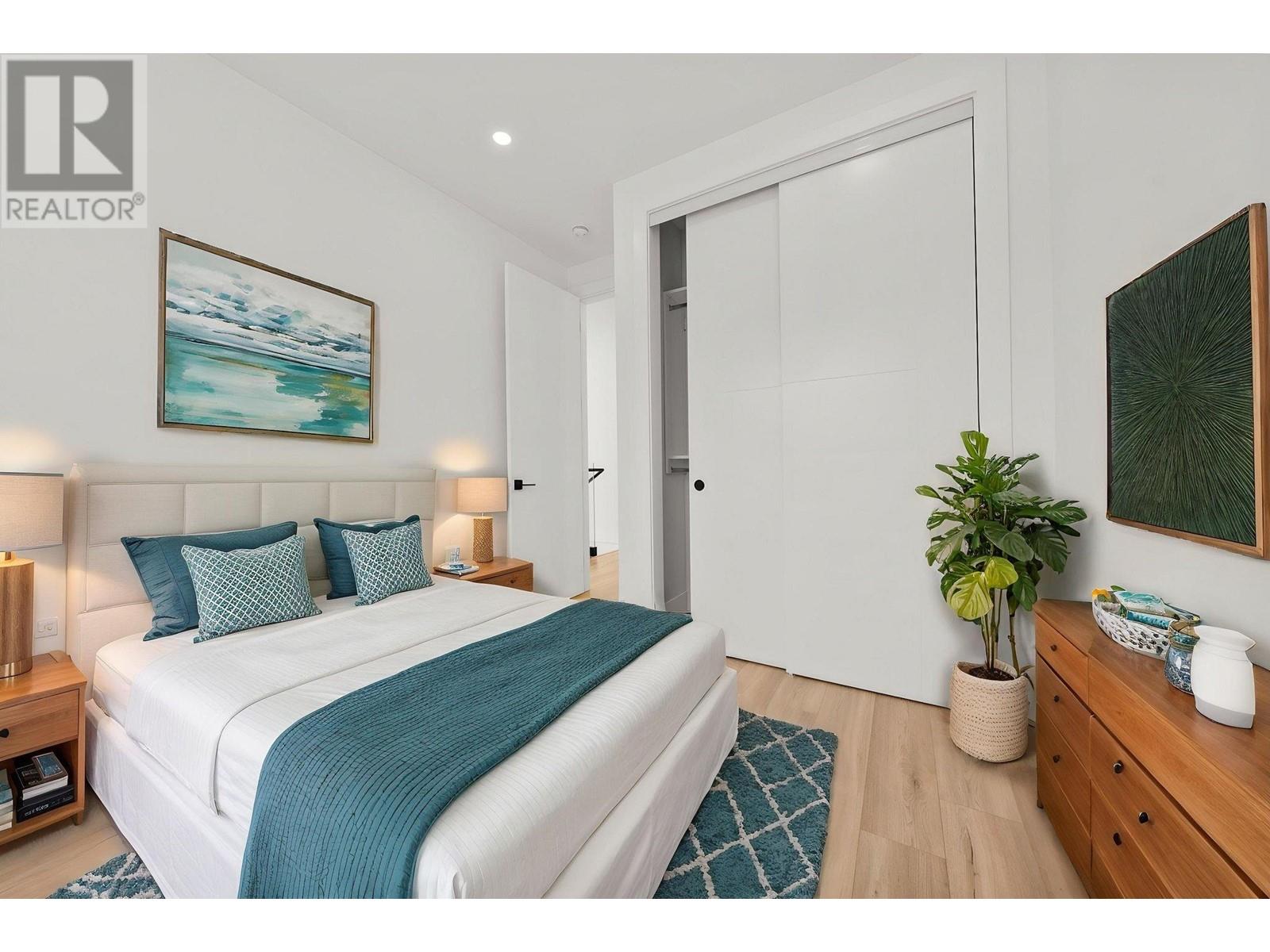 Listing Picture 13 of 27 : 10659 NO. 1 ROAD, Richmond / 烈治文 - 魯藝地產 Yvonne Lu Group - MLS Medallion Club Member