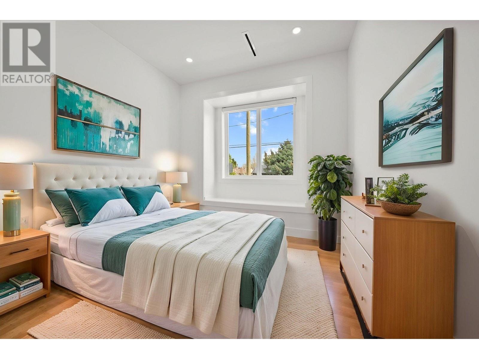 Listing Picture 14 of 27 : 10659 NO. 1 ROAD, Richmond / 烈治文 - 魯藝地產 Yvonne Lu Group - MLS Medallion Club Member