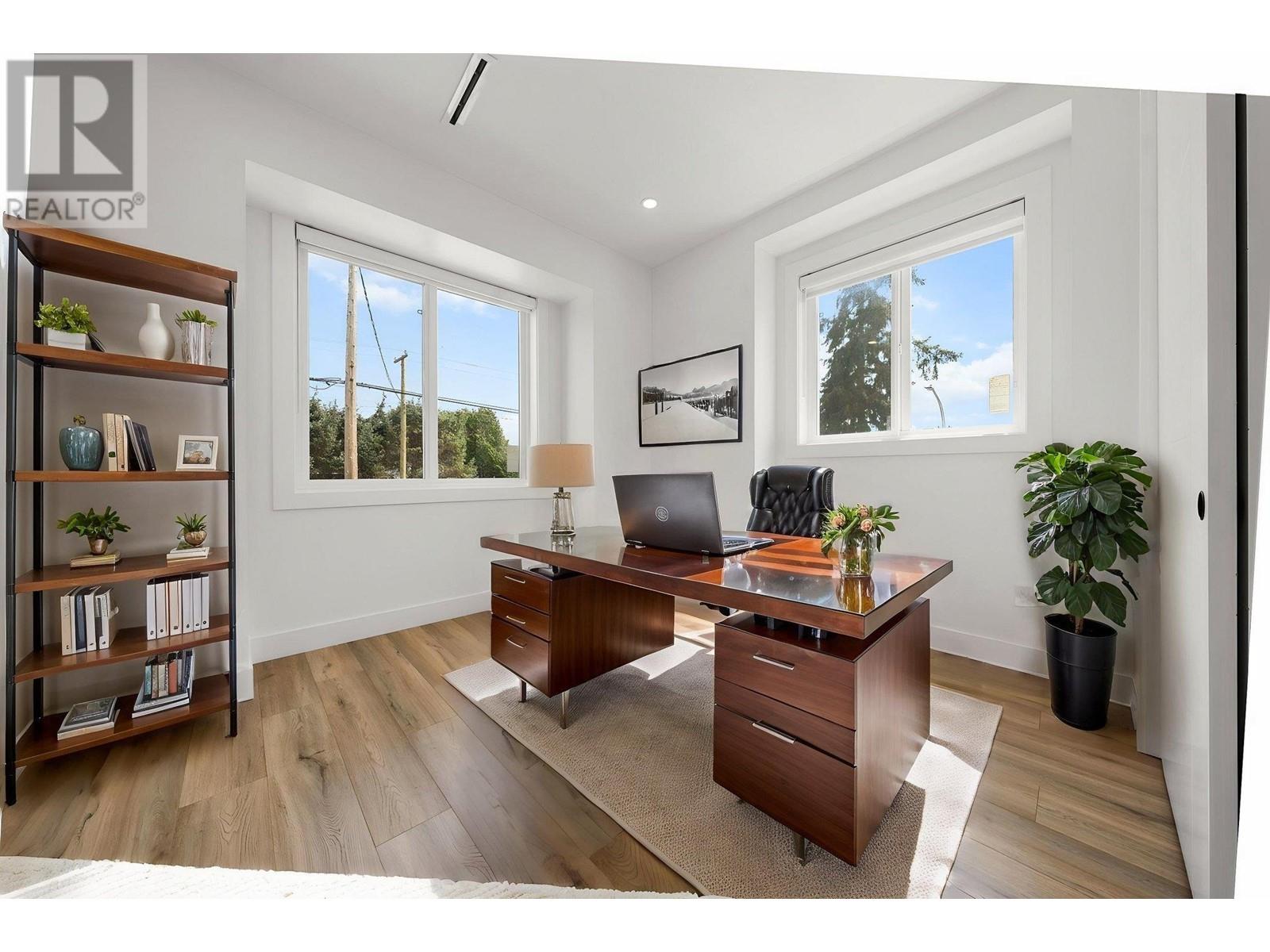 Listing Picture 12 of 27 : 10659 NO. 1 ROAD, Richmond / 烈治文 - 魯藝地產 Yvonne Lu Group - MLS Medallion Club Member