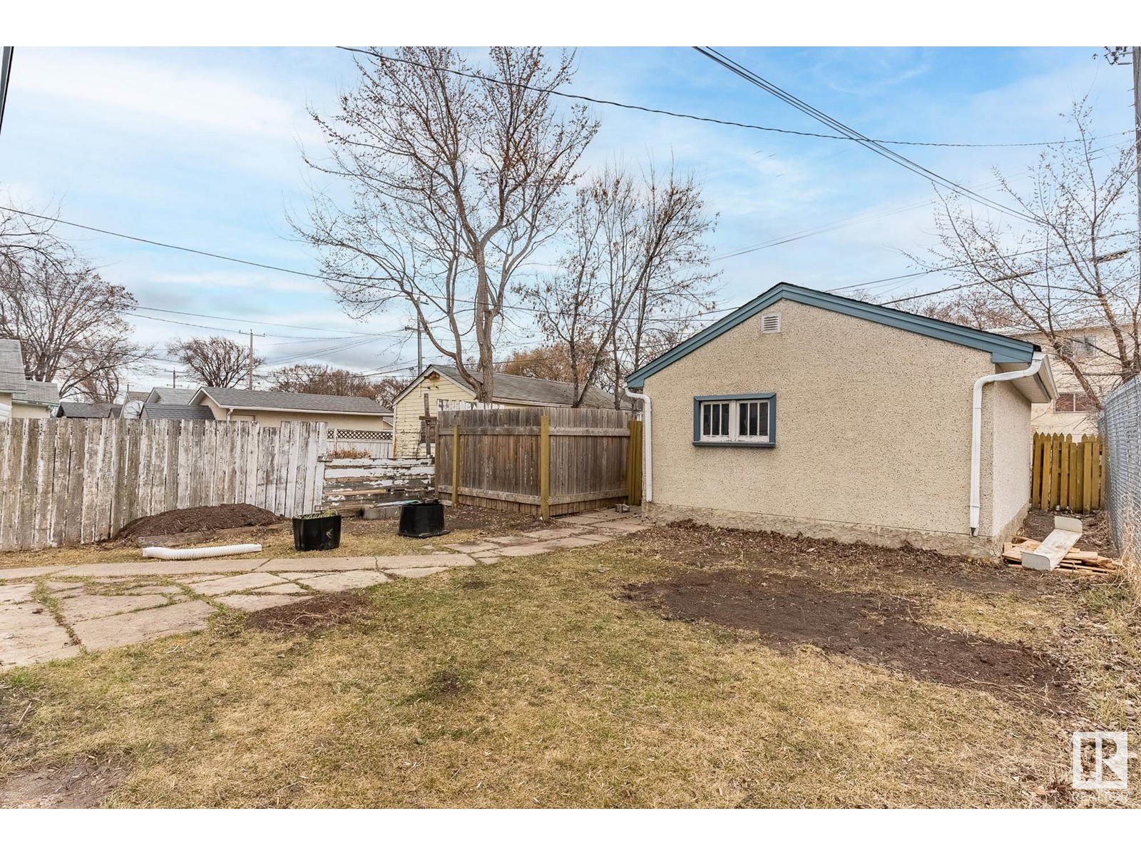 Property at 11732 89 ST NW image 5