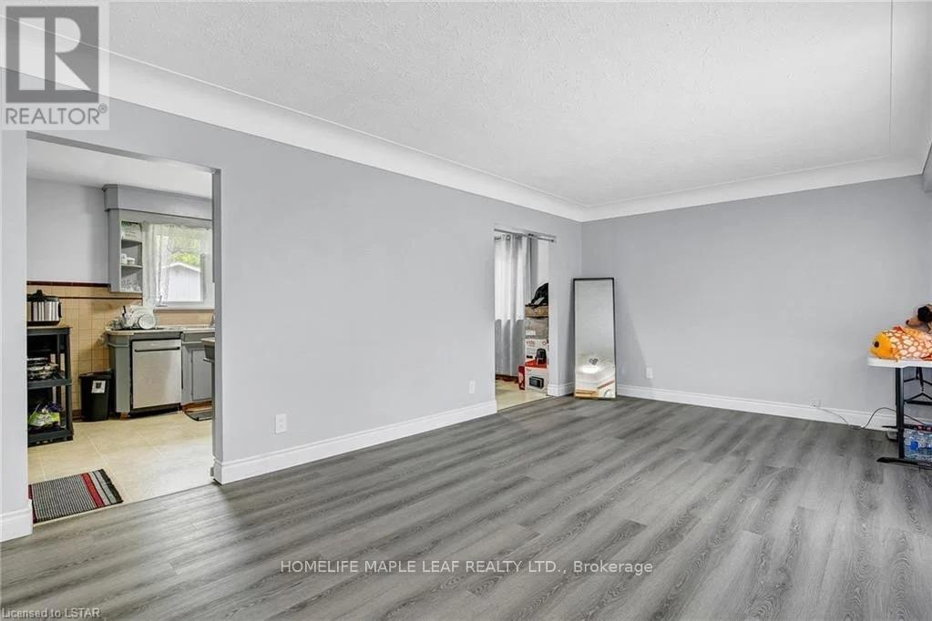 Property at 10 COUNTESS STREET image 5