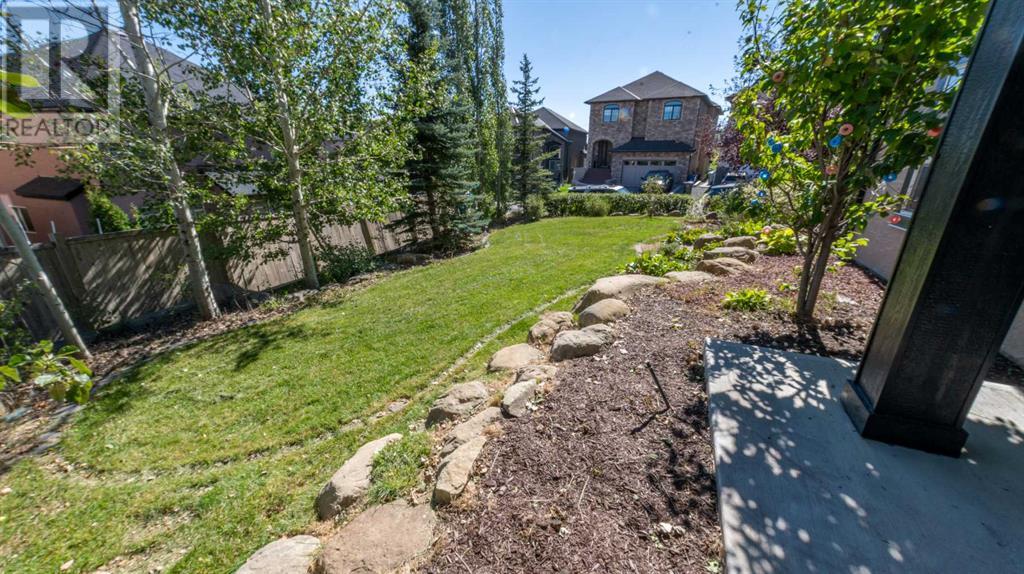 Property at 212 Sherwood Rise NW image 3