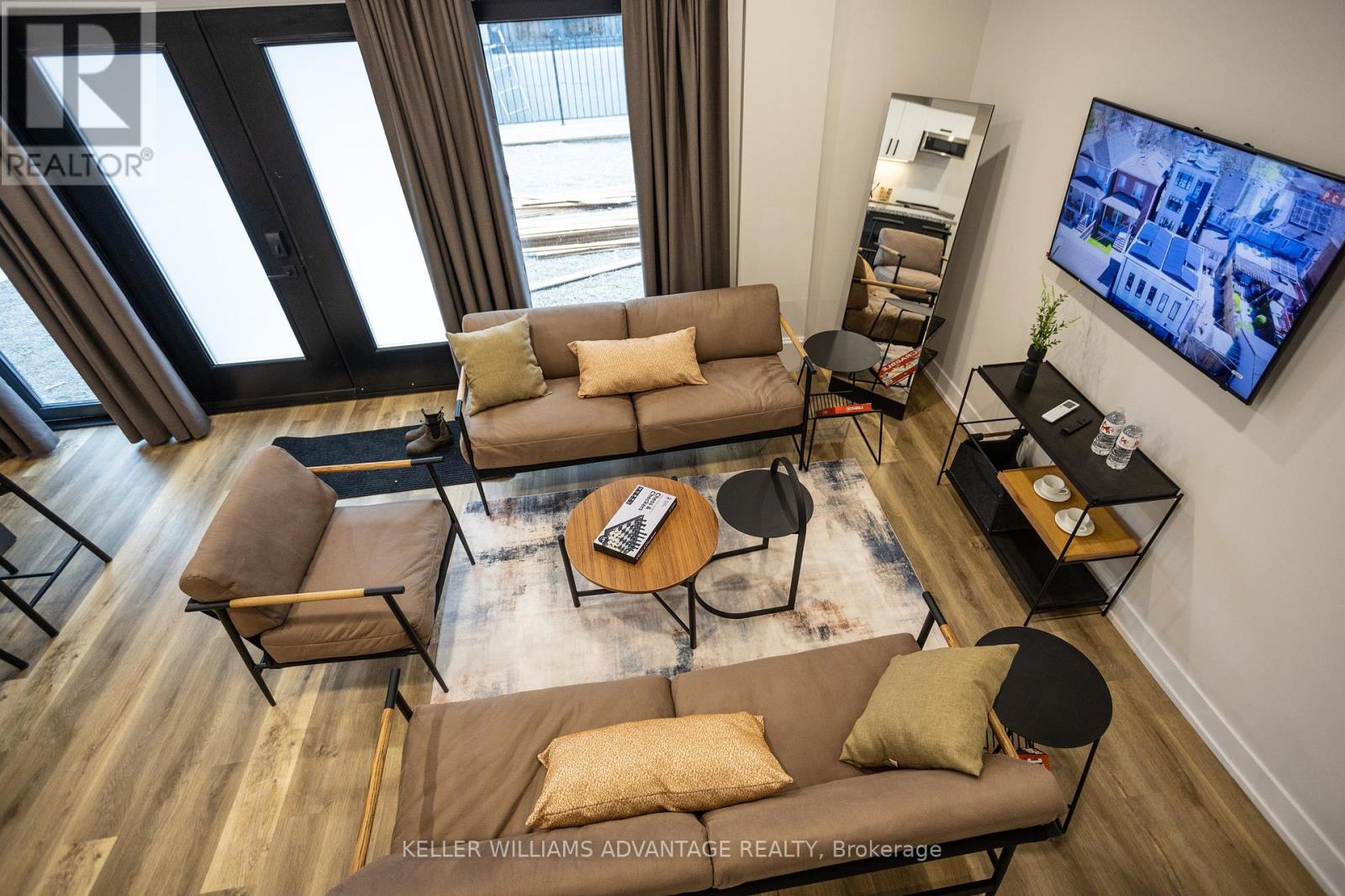 Unit 5 - 21 Batavia Avenue, Toronto, Ontario  M6N 4A1 - Photo 2 - W12092854