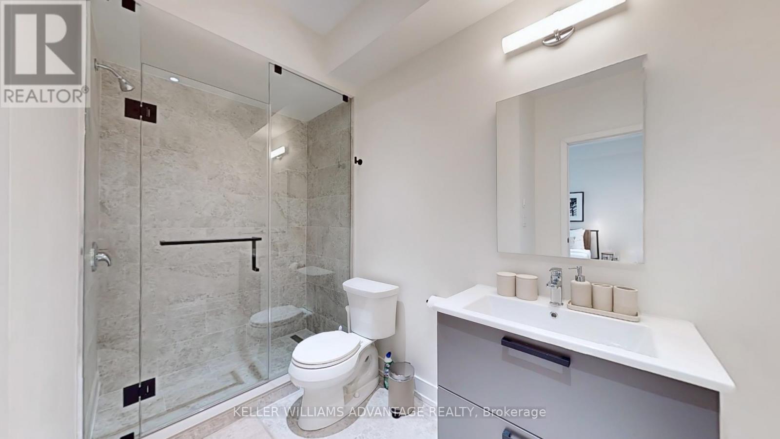 Unit 5 - 21 Batavia Avenue, Toronto, Ontario  M6N 4A1 - Photo 5 - W12092854