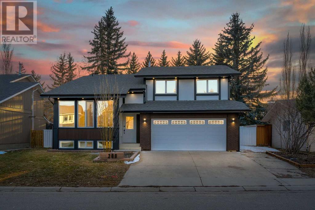Property at 208 Woodfield Place SW image 2
