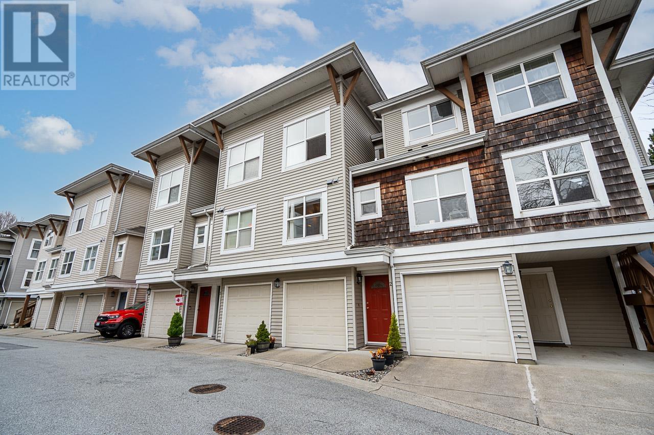 Listing Picture 2 of 37 : 2 7111 LYNNWOOD DRIVE, Richmond / 烈治文 - 魯藝地產 Yvonne Lu Group - MLS Medallion Club Member