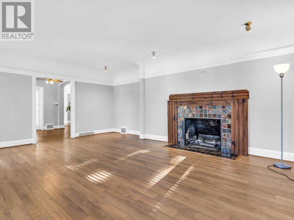 Listing Picture 12 of 37 : 1751 W KING EDWARD AVENUE, Vancouver / 溫哥華 - 魯藝地產 Yvonne Lu Group - MLS Medallion Club Member