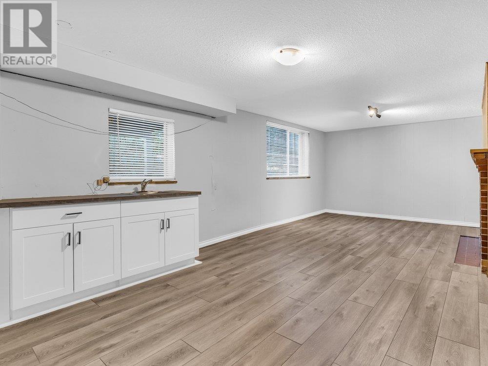 Listing Picture 26 of 37 : 1751 W KING EDWARD AVENUE, Vancouver / 溫哥華 - 魯藝地產 Yvonne Lu Group - MLS Medallion Club Member