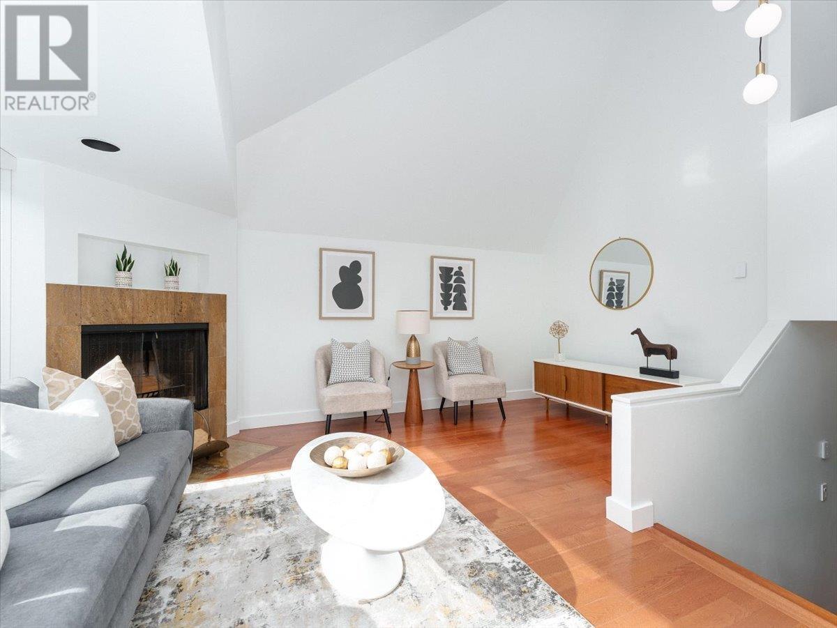 Listing Picture 2 of 29 : 1732 CYPRESS STREET, Vancouver / 溫哥華 - 魯藝地產 Yvonne Lu Group - MLS Medallion Club Member