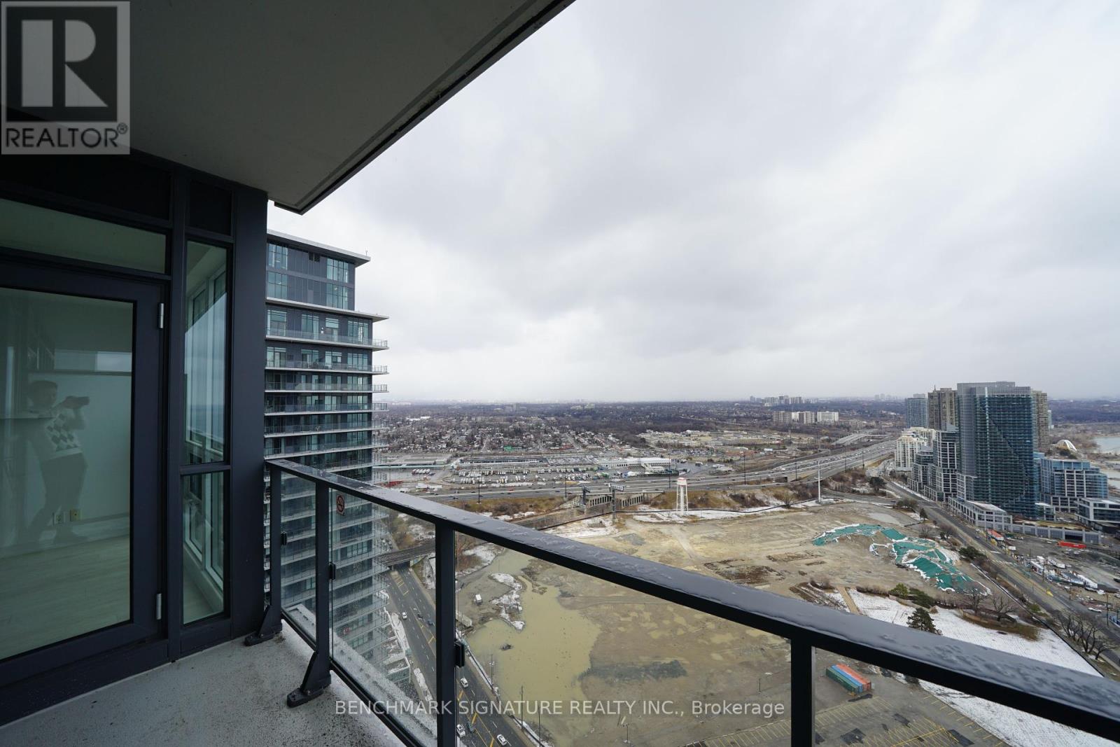 4406 - 2220 Lake Shore Boulevard W, Toronto, Ontario  M8V 0C1 - Photo 17 - W12092887
