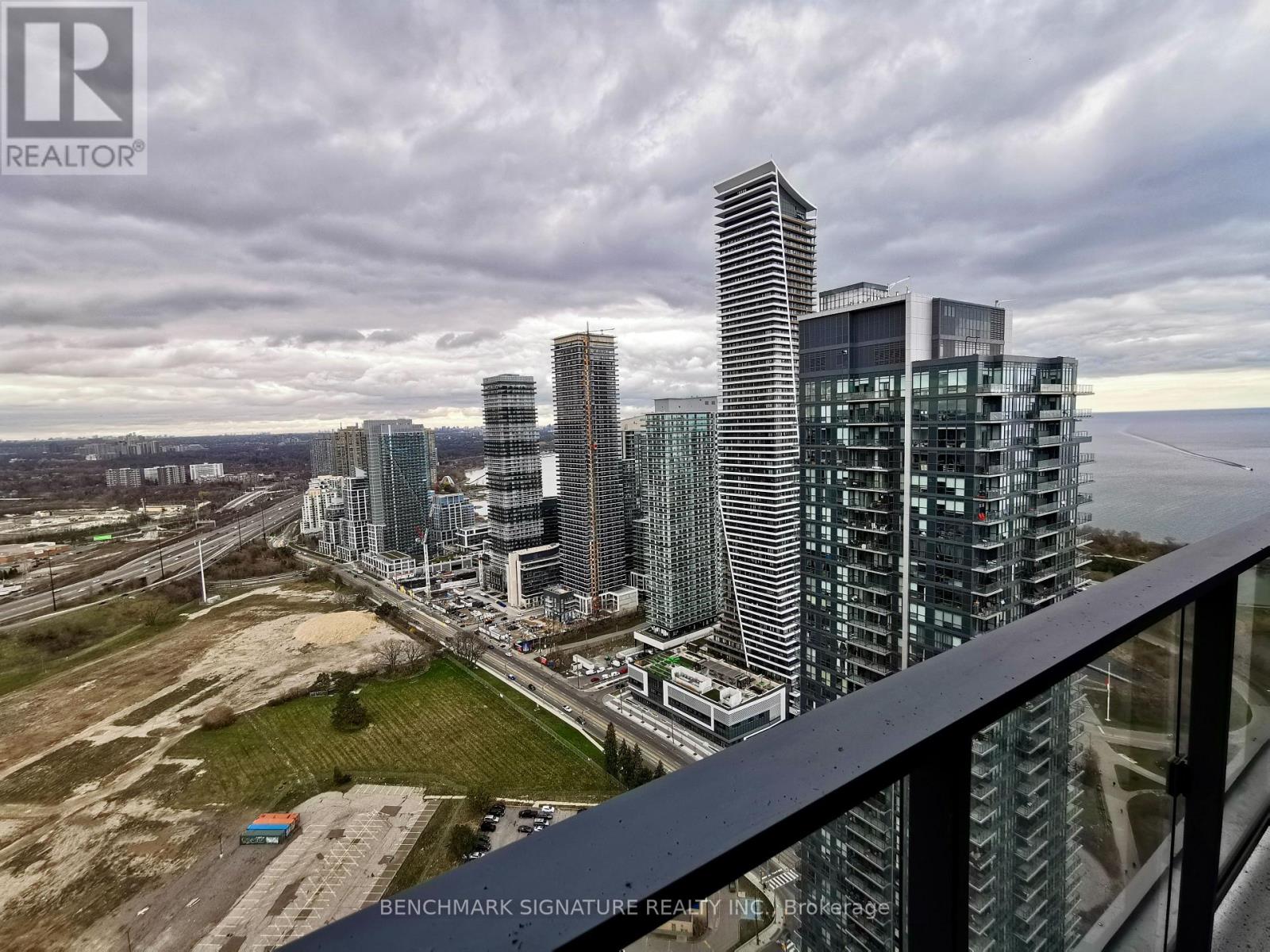 4406 - 2220 Lake Shore Boulevard W, Toronto, Ontario  M8V 0C1 - Photo 9 - W12092887