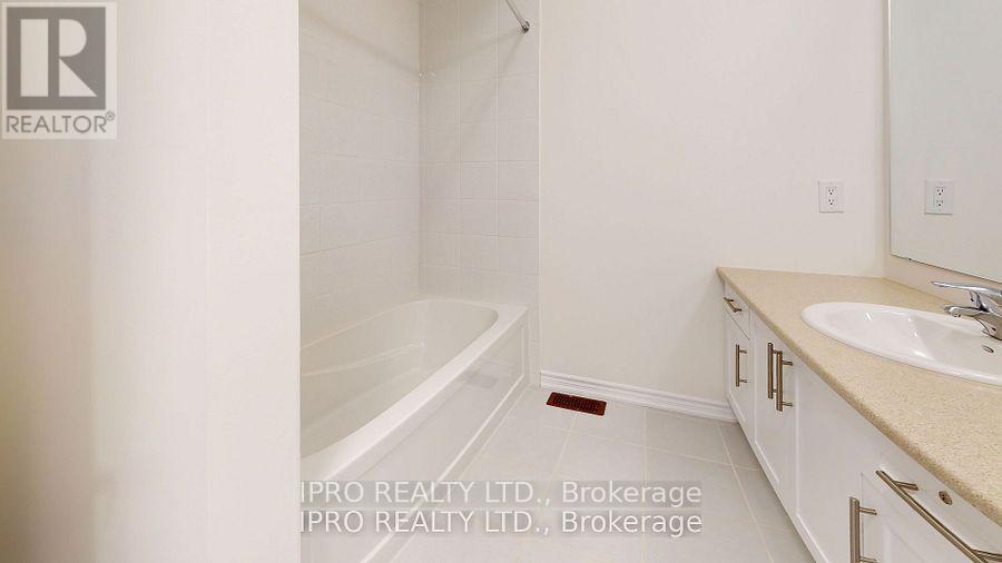 114 Winters Way, Shelburne, Ontario  L9V 2X7 - Photo 7 - X12092912