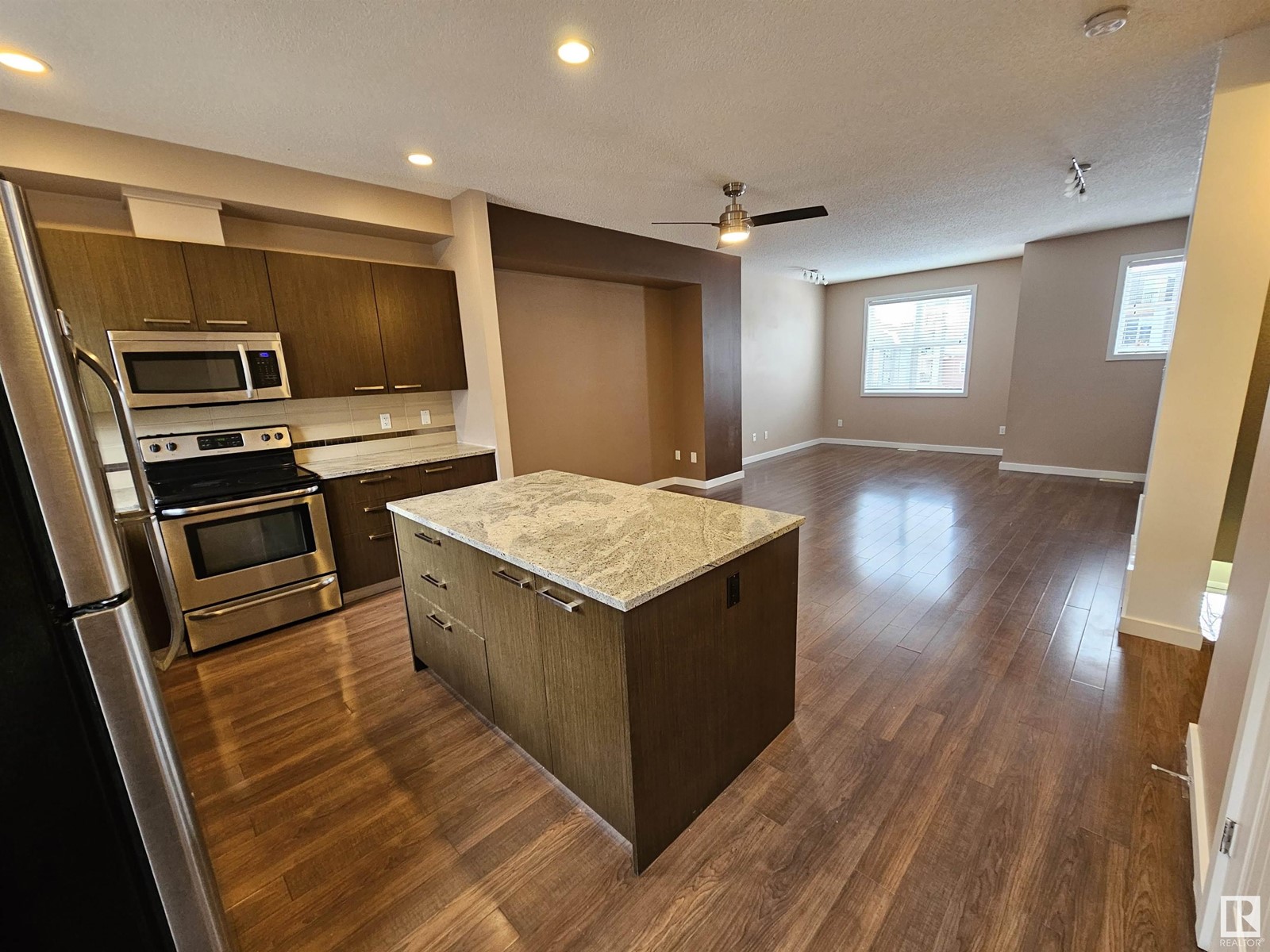 #56 655 Watt Bv Sw, Edmonton, Alberta  T6X 0Y2 - Photo 5 - E4426024
