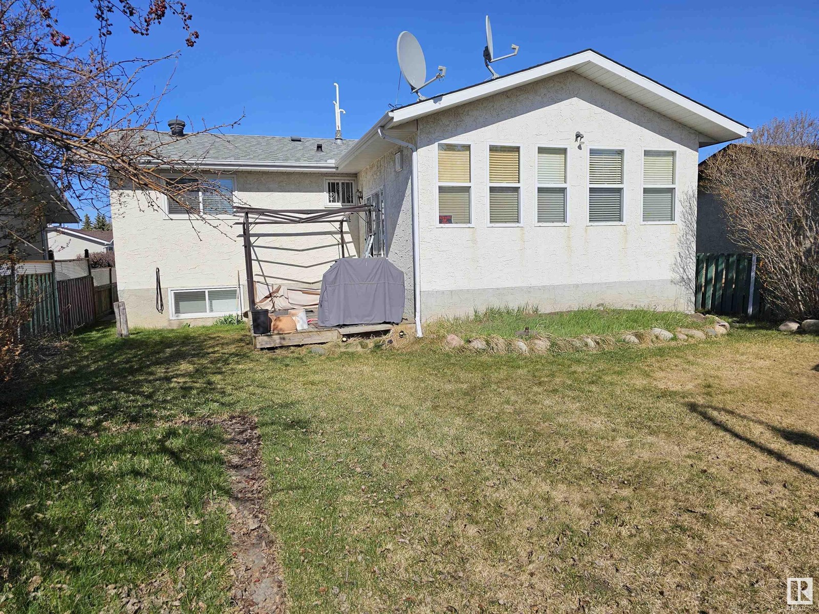 Property at 4103 18 AV NW image 2