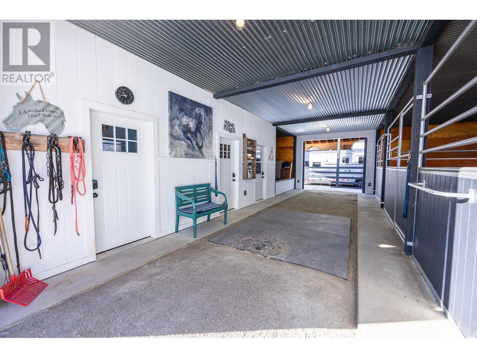 4422 48th Street, Canyon, British Columbia  V0B 1C1 - Photo 47 - 10330839