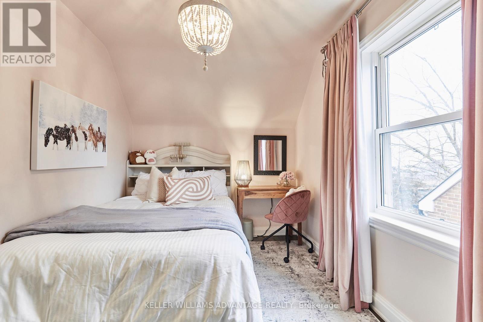 115 Leacrest Road, Toronto, Ontario  M4G 1E7 - Photo 21 - C12081546