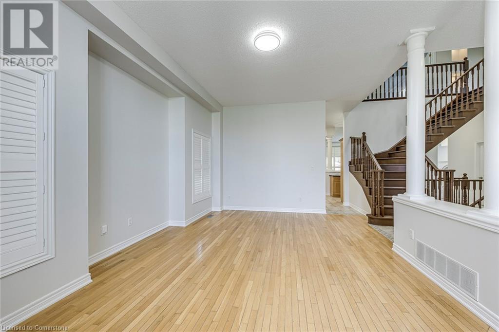 Property at 8 HACKAMORE Court image 3