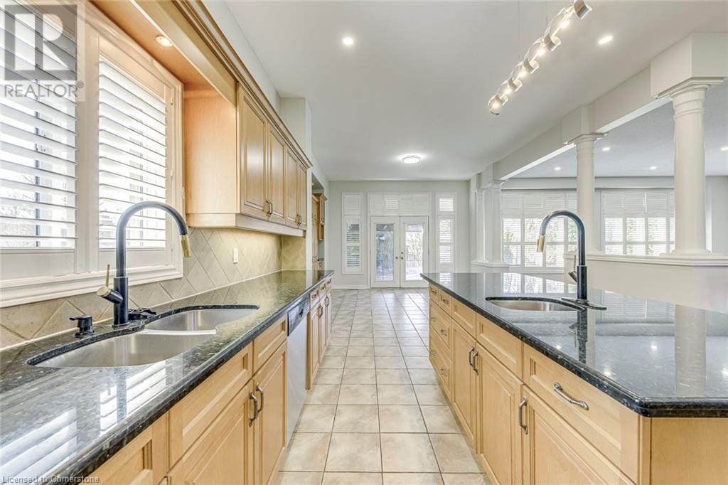 Property at 8 HACKAMORE Court image 5