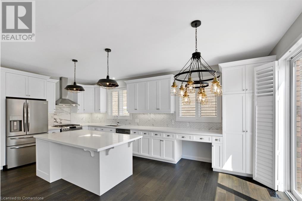 18 DOUGHERTY Court, Ancaster, Ontario