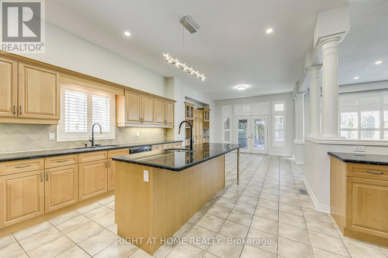 Property at 8 HACKAMORE COURT image 5