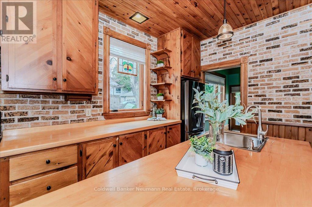 85 Cambridge Street, Guelph, Ontario  N1H 2V3 - Photo 13 - X12092957