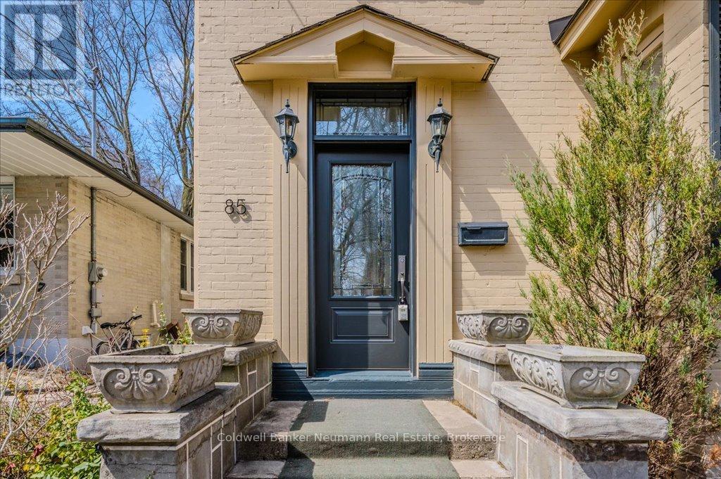 Property at 85 CAMBRIDGE STREET image 3