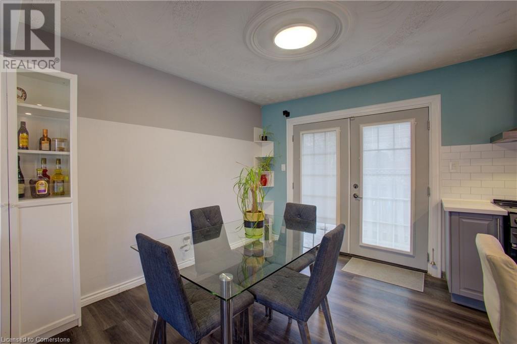 93 Montcalm Drive, Kitchener, Ontario  N2B 2R4 - Photo 9 - 40717500
