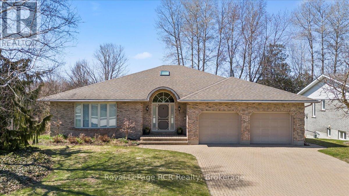 Property at 284 2ND AVENUE image 2