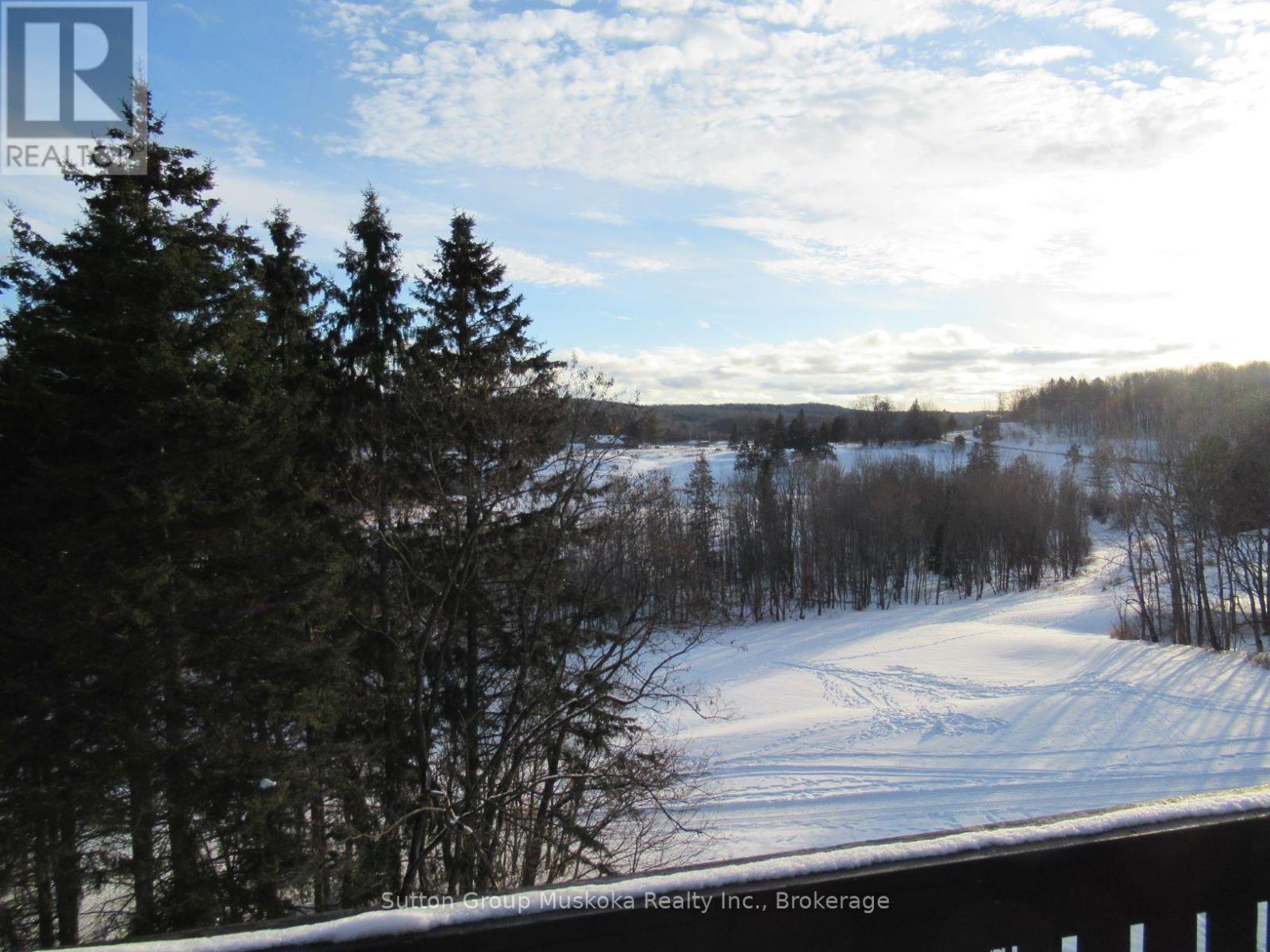 Deerhurst Resort - 53-303 Summit Lodge Drive, Huntsville, Ontario  P1H 2E8 - Photo 5 - X12001321