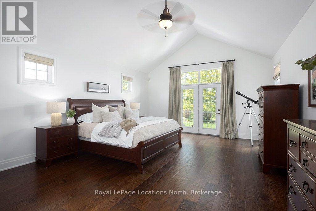 135 East Ridge Drive, Blue Mountains, Ontario N0H 2P0 - Photo 13 - X12047825
