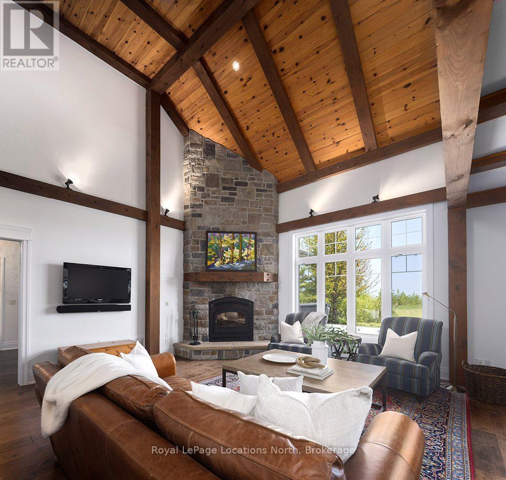 135 East Ridge Drive, Blue Mountains, Ontario N0H 2P0 - Photo 5 - X12047825