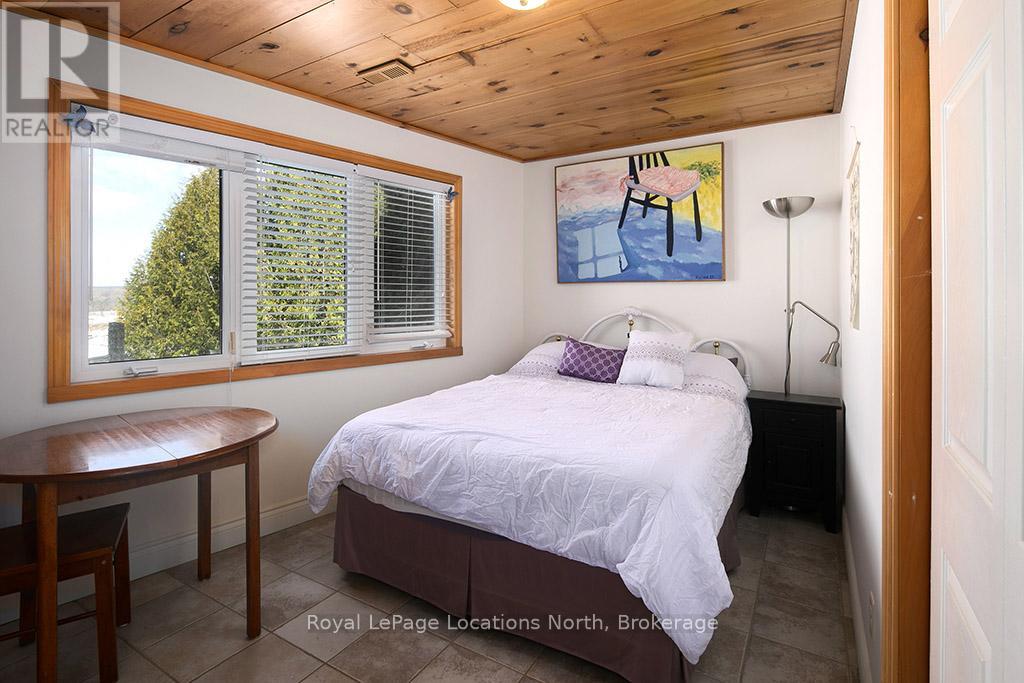 495530 2 Grey Road, Blue Mountains, Ontario  N0H 2E0 - Photo 12 - X12055739