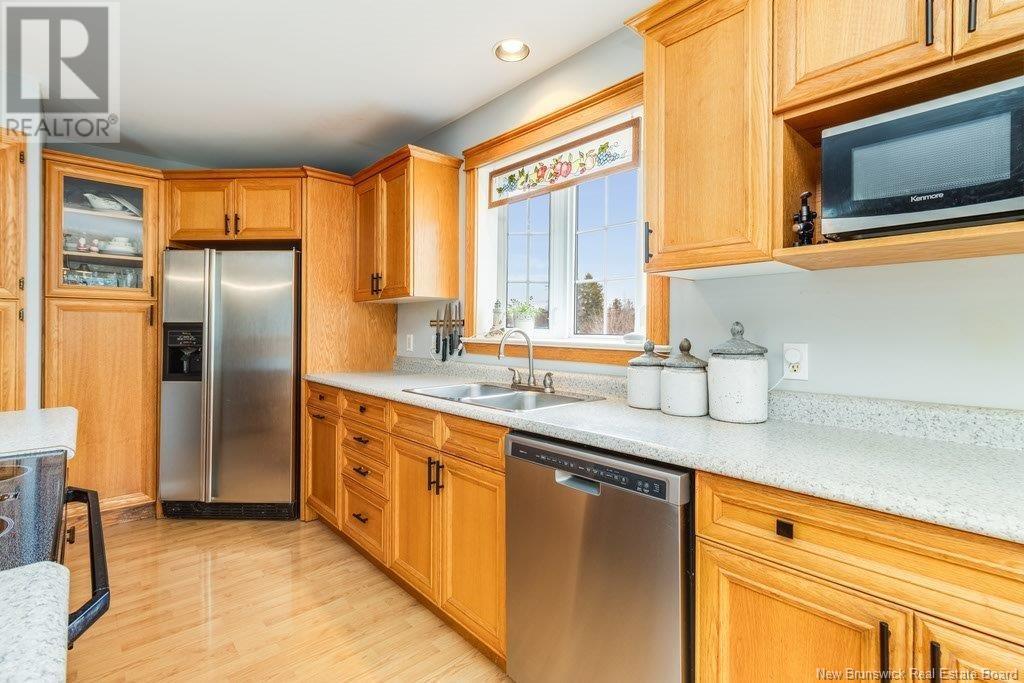 Property at 28 Stirling Drive image 5