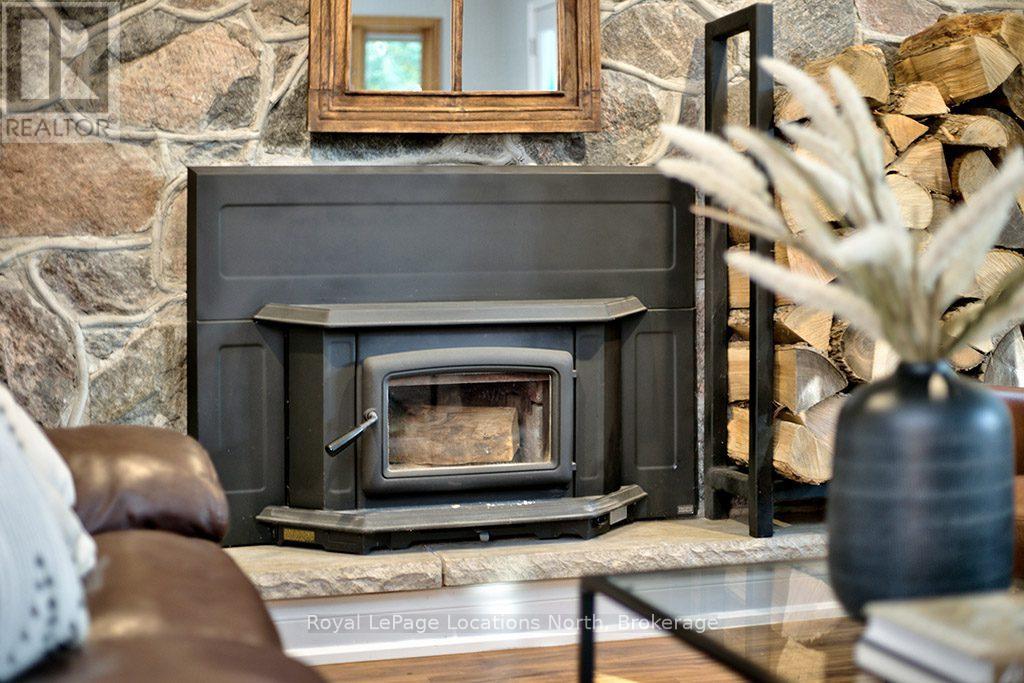 128 Teskey Drive, Blue Mountains, Ontario  N0H 1J0 - Photo 4 - X12023610