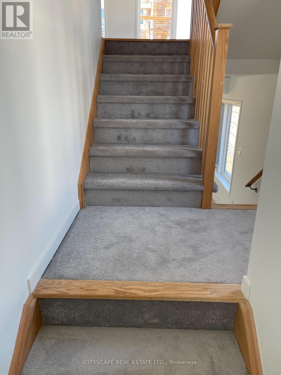 788 Heathrow Path, Oshawa, Ontario  L1H 7K5 - Photo 12 - E12093019