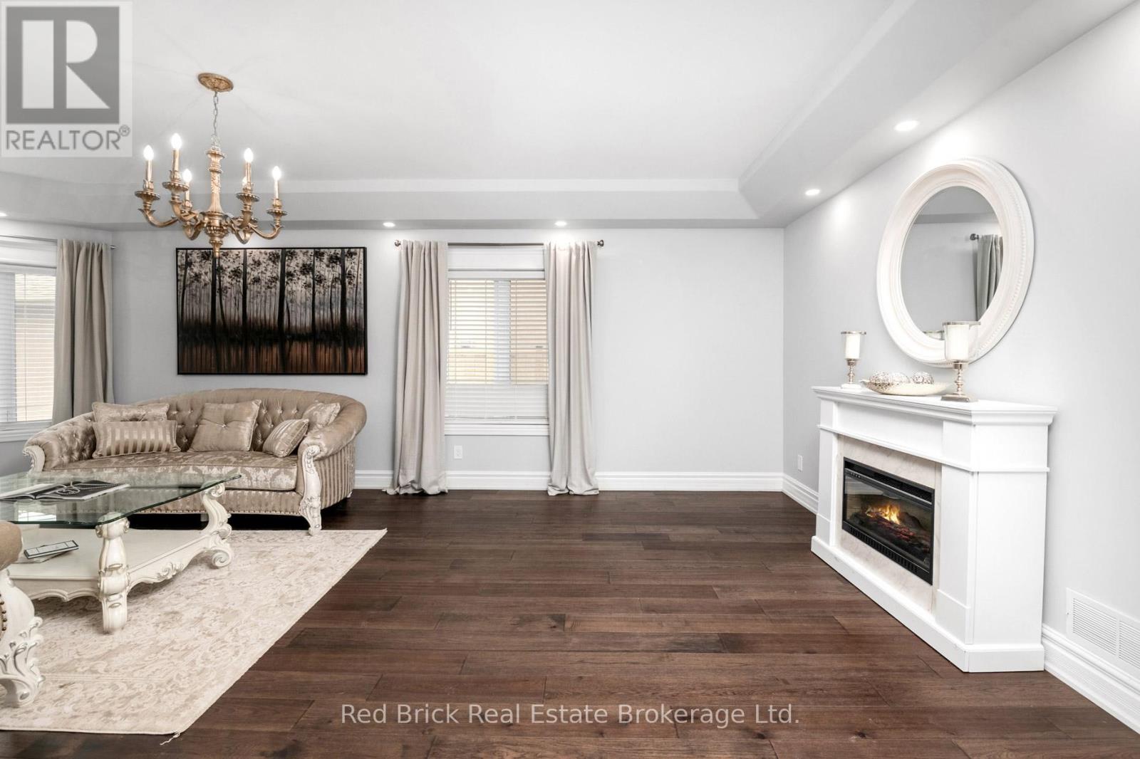 435 Country Club Drive, Windsor, Ontario  N9G 3G9 - Photo 22 - X12093023