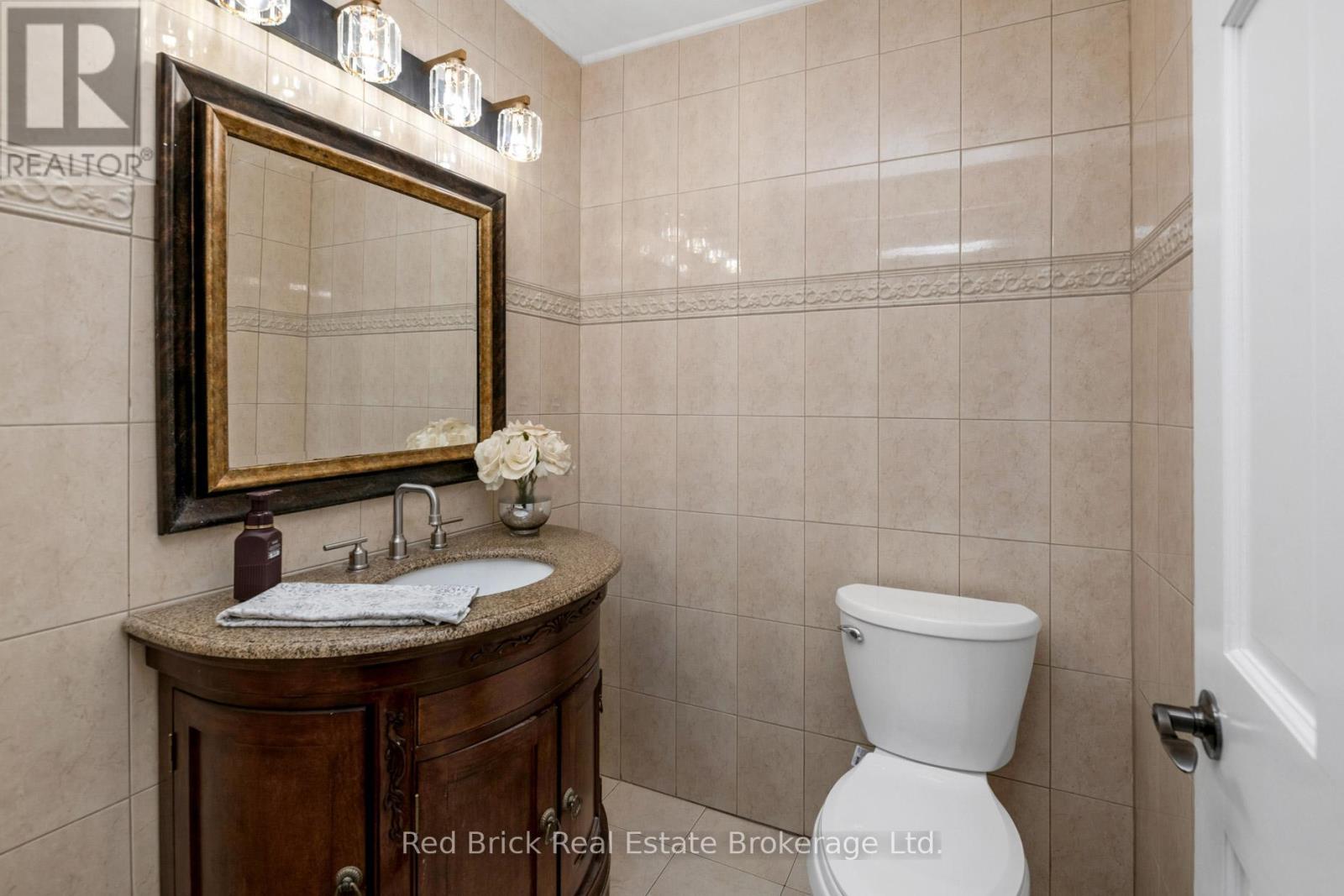 435 Country Club Drive, Windsor, Ontario  N9G 3G9 - Photo 32 - X12093023