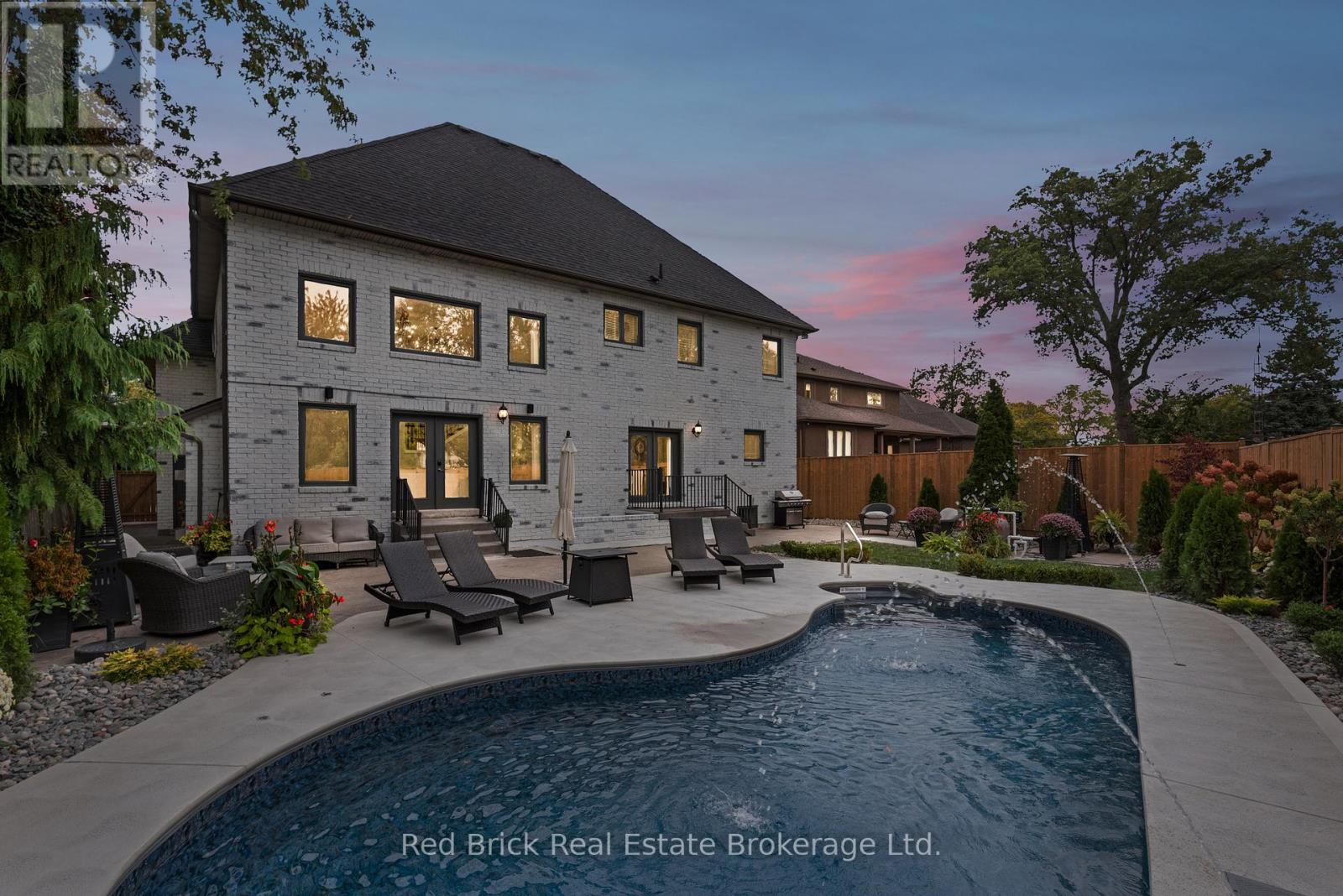 435 Country Club Drive, Windsor, Ontario  N9G 3G9 - Photo 47 - X12093023