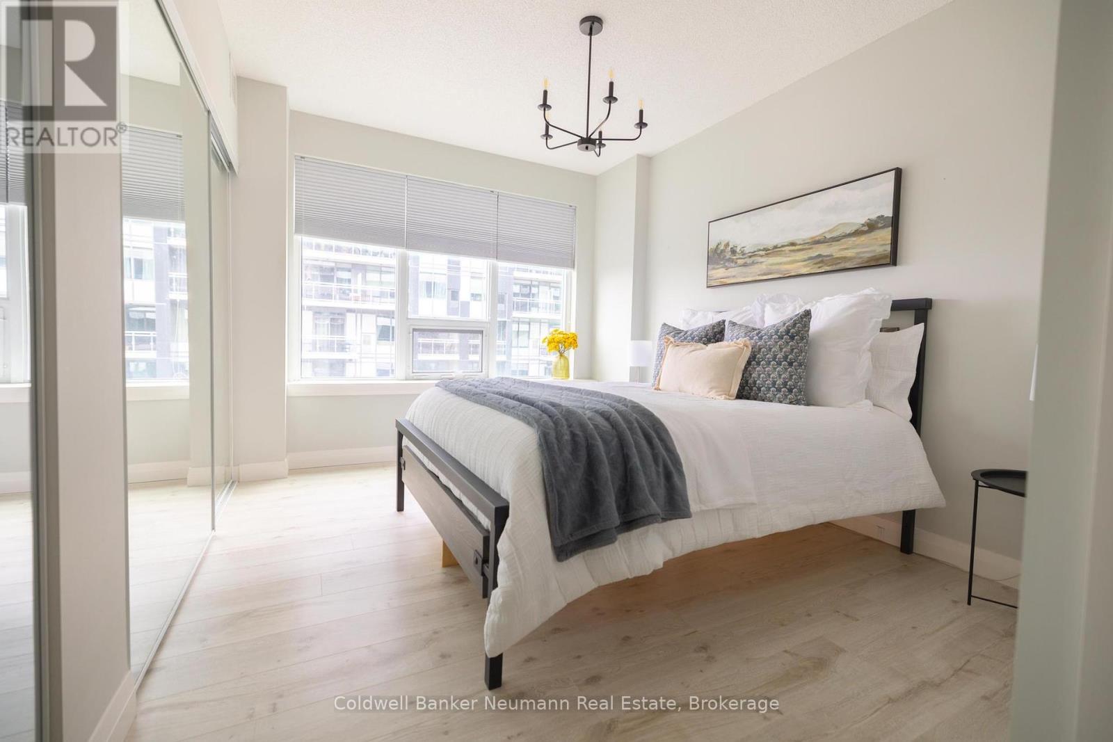 Property at 415 - 53 ARTHUR STREET S image 5