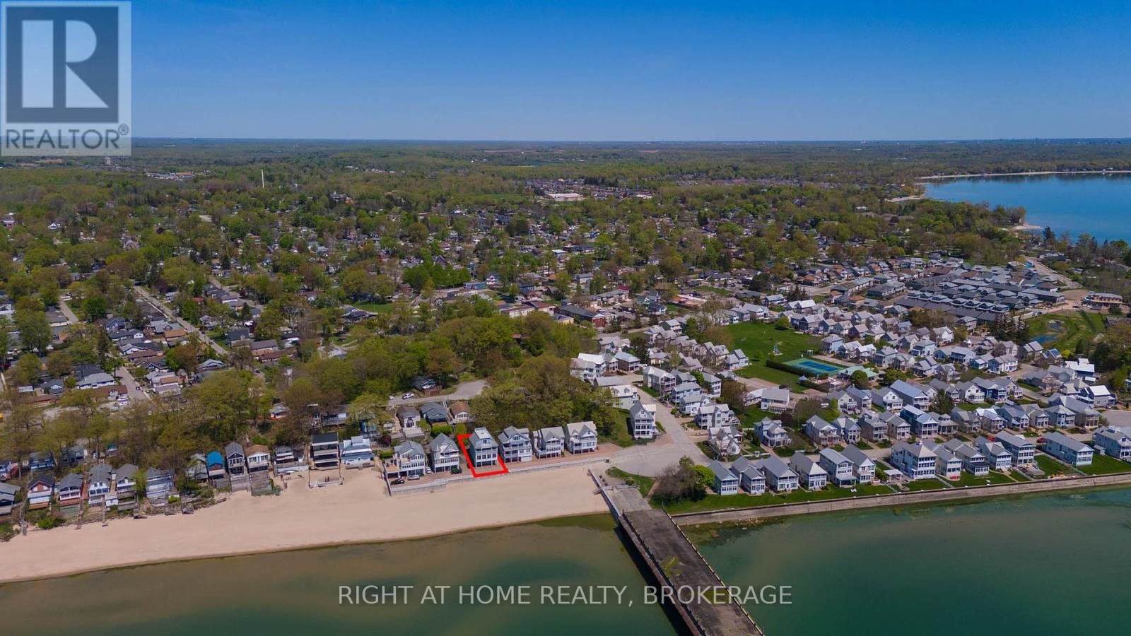 Property at 54 PROMENADE WAY image 2