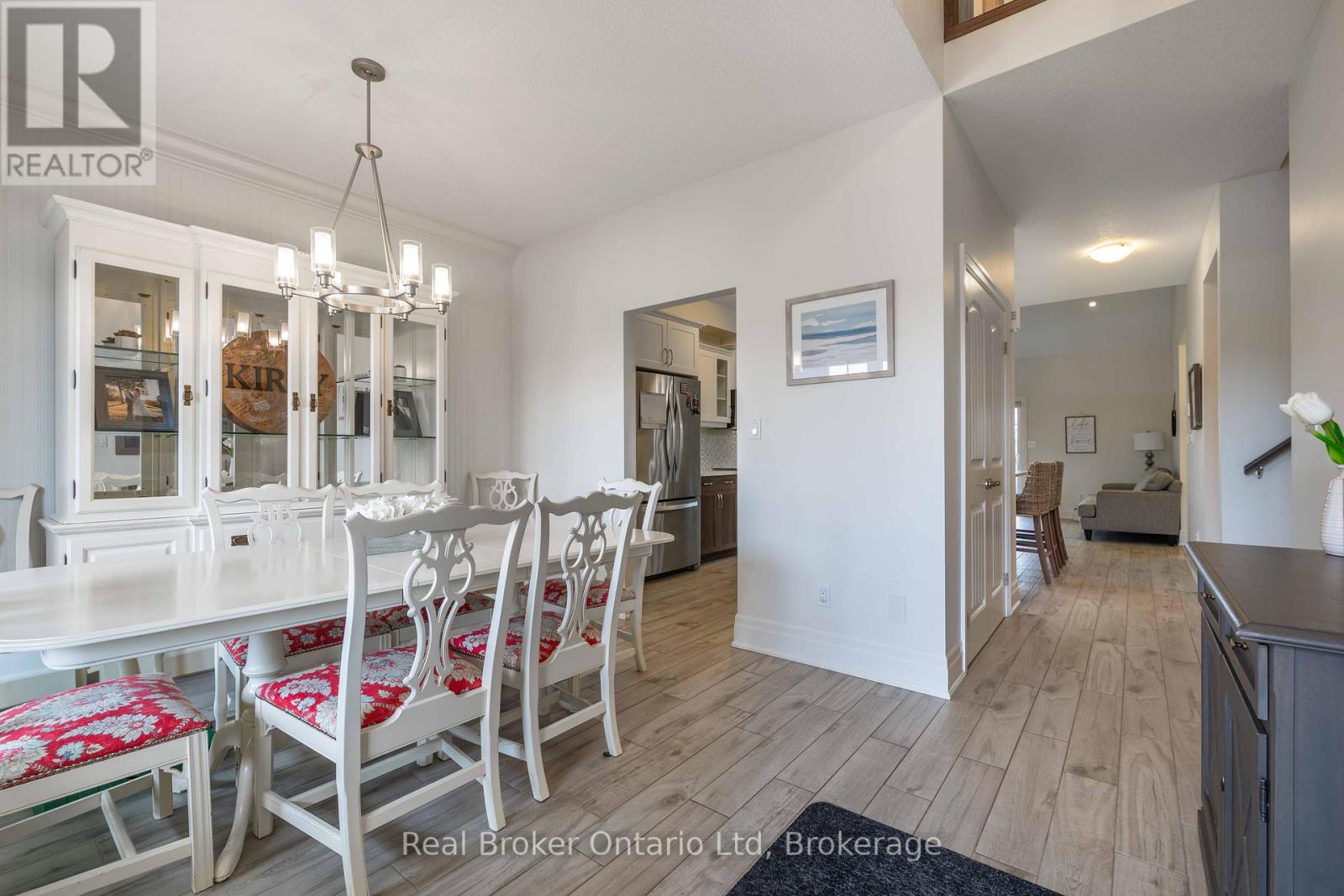 315 Telford Trail, Georgian Bluffs, Ontario  N0H 1S0 - Photo 5 - X12093068